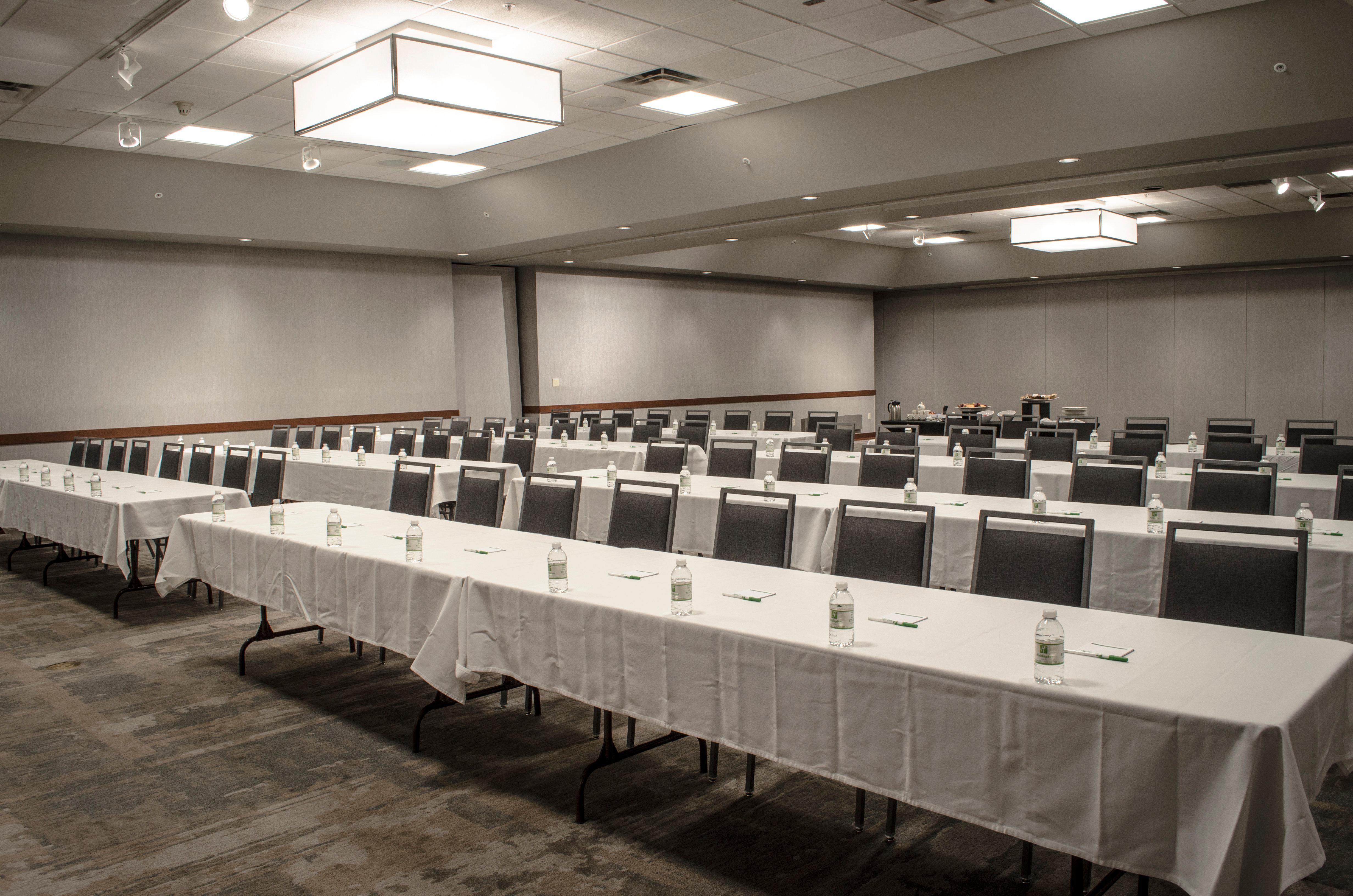 Holiday Inn Fargo By Ihg Ngoại thất bức ảnh
