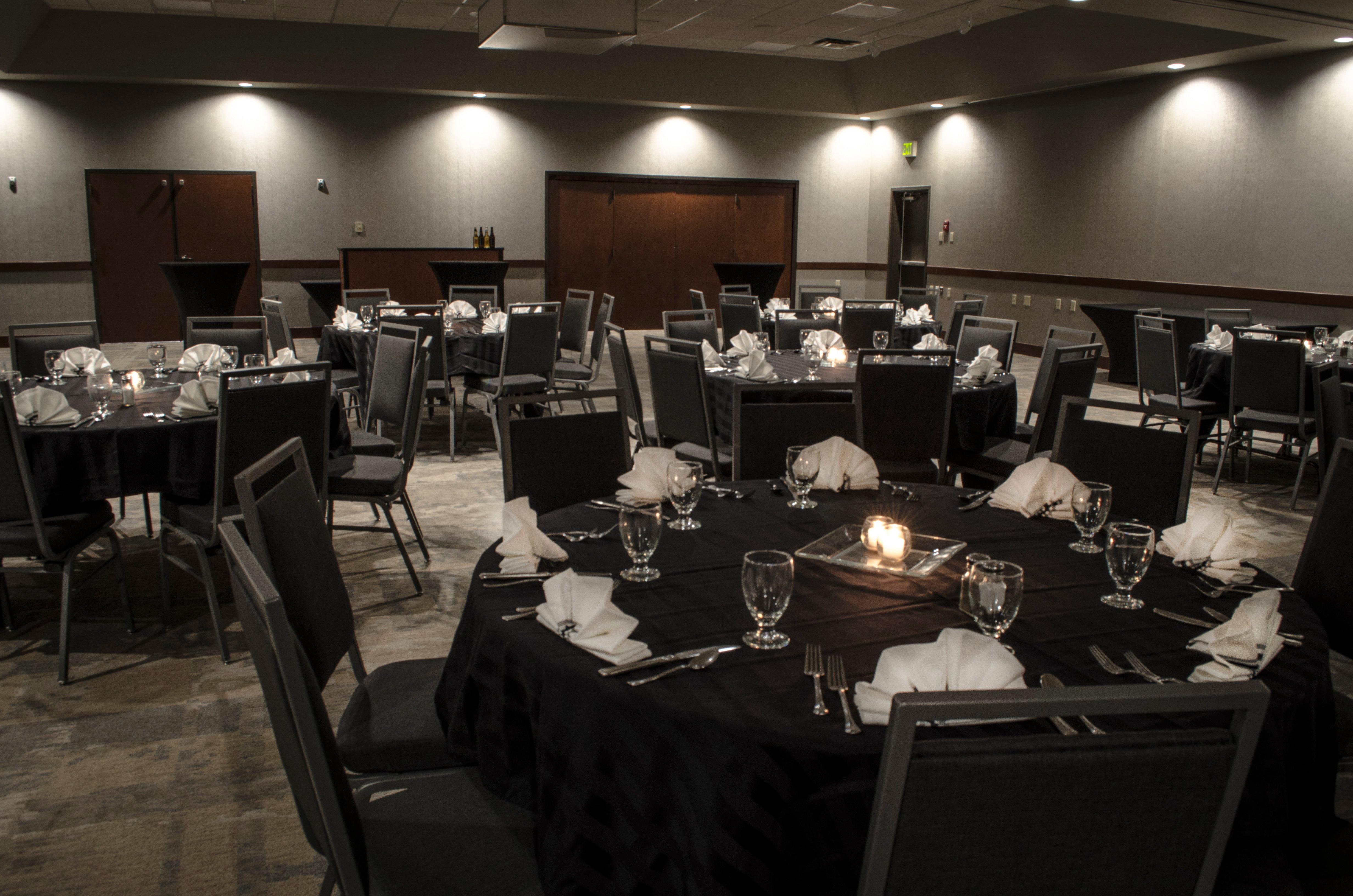 Holiday Inn Fargo By Ihg Ngoại thất bức ảnh