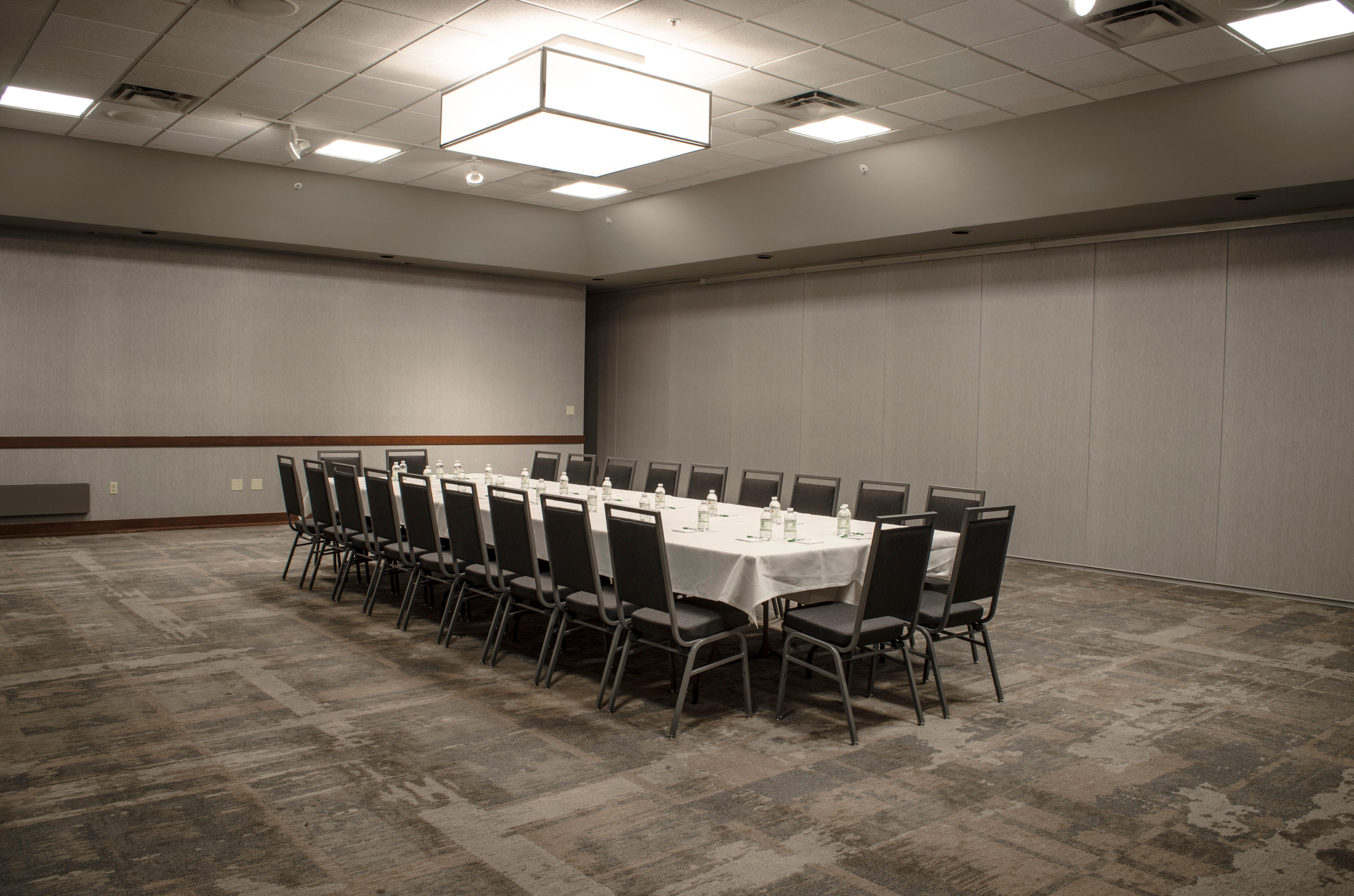 Holiday Inn Fargo By Ihg Ngoại thất bức ảnh